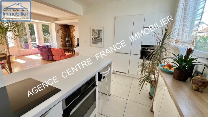 Maison - 138 m² - 5 pièces