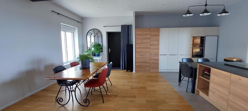 Appartement - 105 m² - 4 pièces