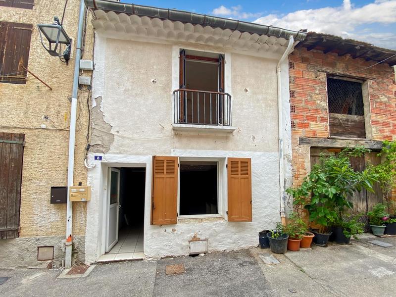 Maison de village - 100 m² - 4 pièces