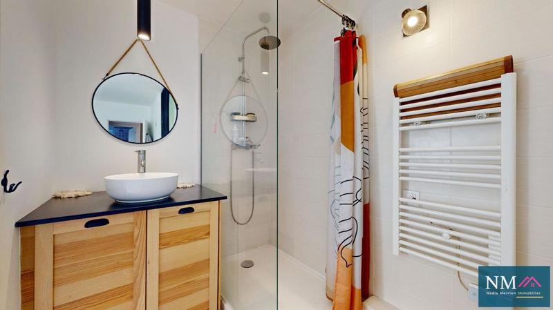 Maison - 99 m² - 4 pièces