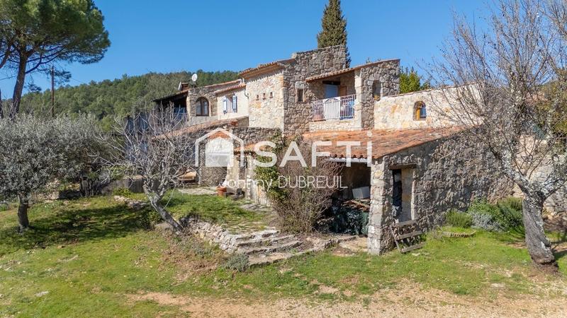 Maison - 360 m² - 13 pièces