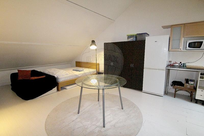 Maison - 142 m² - 9 pièces