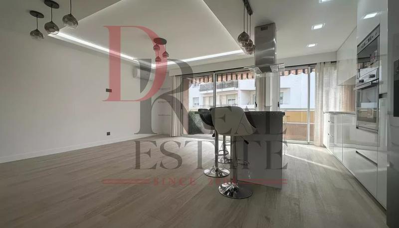 Appartement - 84 m² - 4 pièces