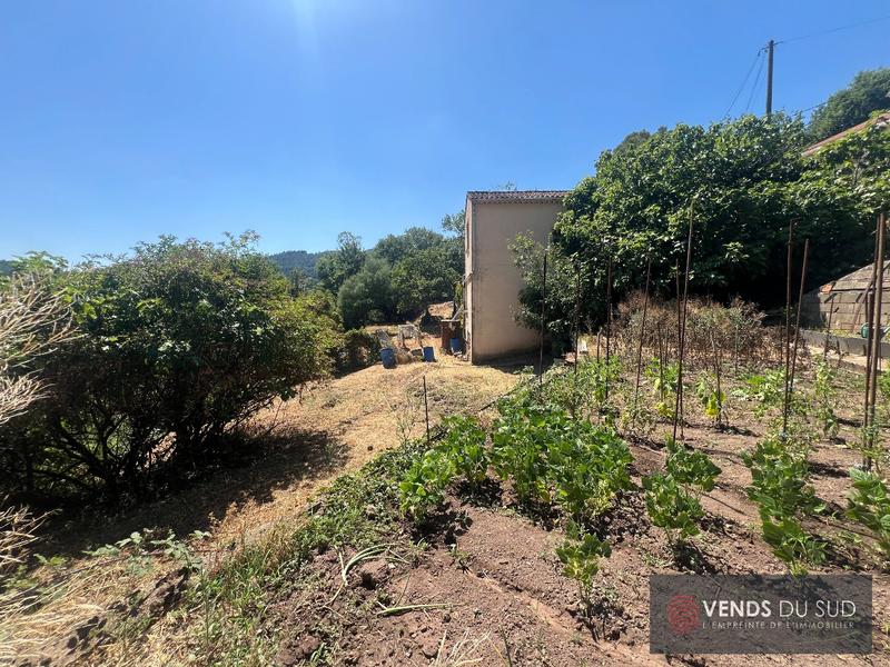 Terrain constructible - 2 164 m²