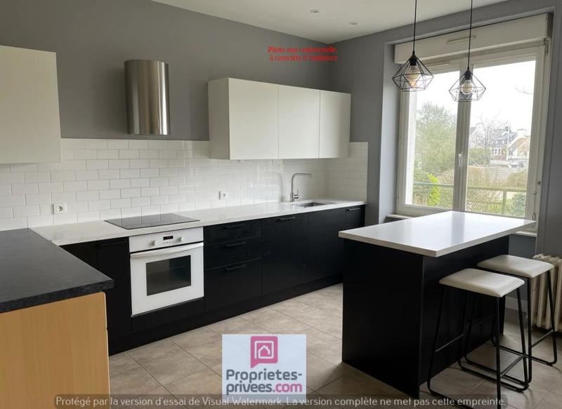 Maison - 143 m² - 8 pièces