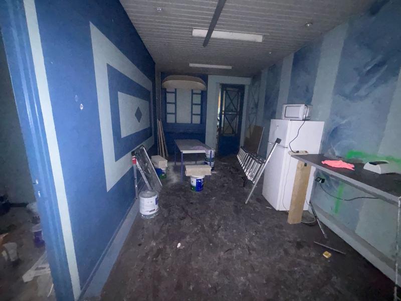 Local commercial - 180 m²