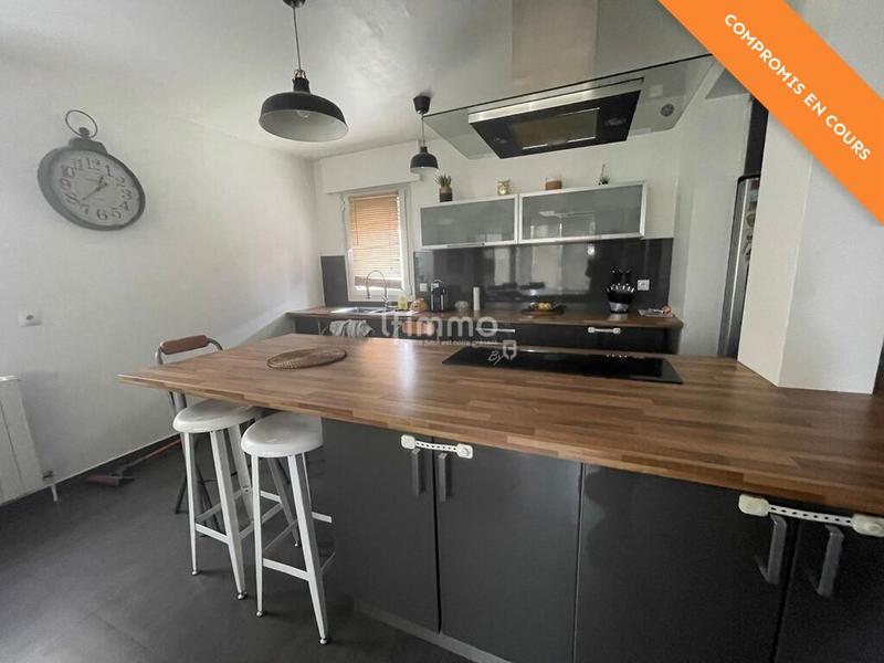 Maison - 102 m² - 5 pièces