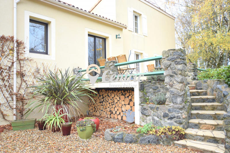 Maison - 144 m² - 5 pièces