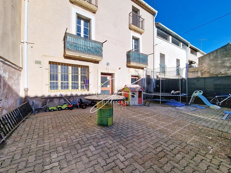 Maison - 170 m² - 8 pièces