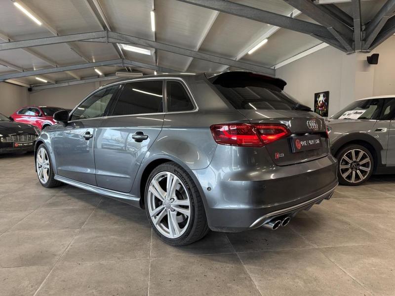 Audi A3 S3 Sportback Quattro 2.0 Tfsi - 300 Bv s-tronic 8v . Phase 1