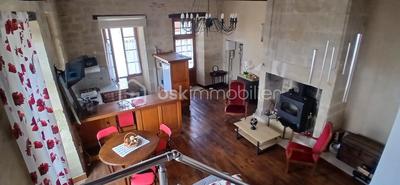 Château - 120 m² - 4 pièces