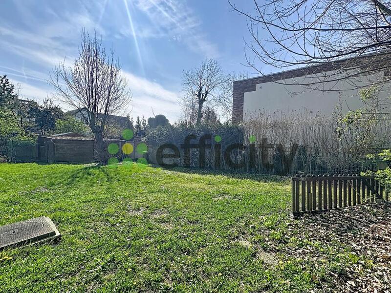 Terrain constructible - 448 m²