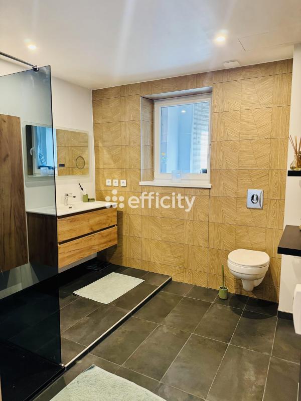 Appartement - 101 m² - 3 pièces