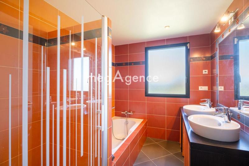 Maison d'architecte - 129 m² - 6 pièces