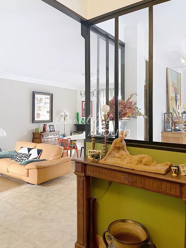 Maison de ville - 297 m² - 8 pièces