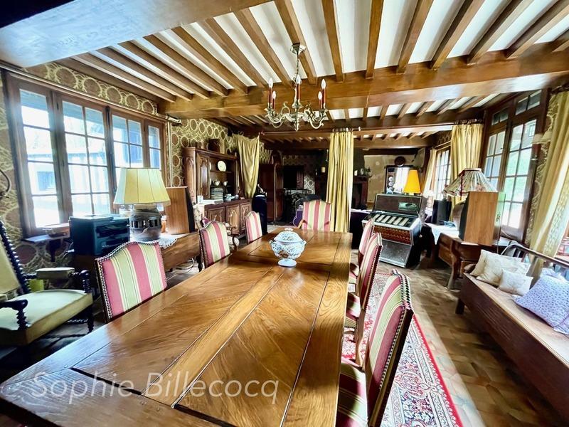 Propriété - 284 m² - 10 pièces