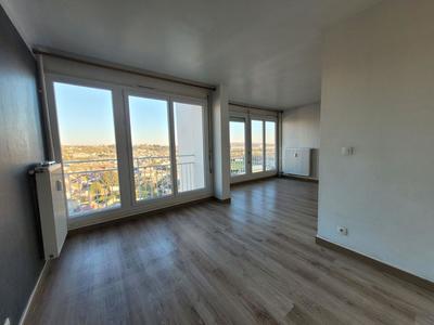 Appartement - 77 m² - 4 pièces