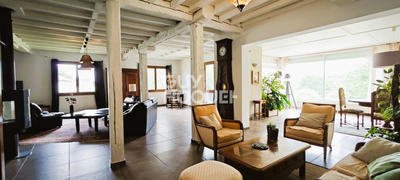 Maison - 510 m² - 12 pièces