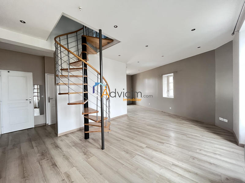 Appartement - 64 m² - 4 pièces