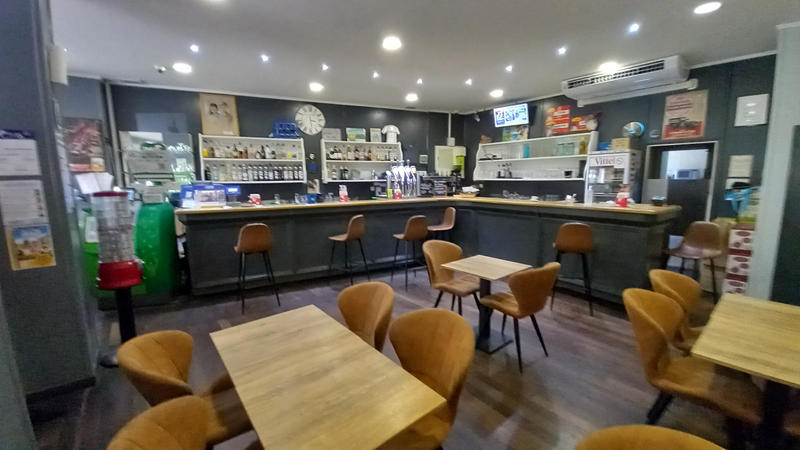 Local commercial - 183 m²