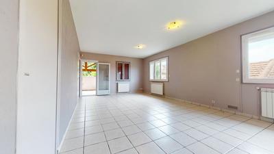 Maison - 138 m² - 5 pièces