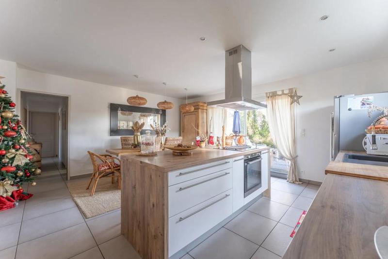 Maison - 103 m² - 5 pièces