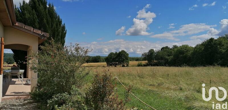 Maison - 104 m² - 5 pièces