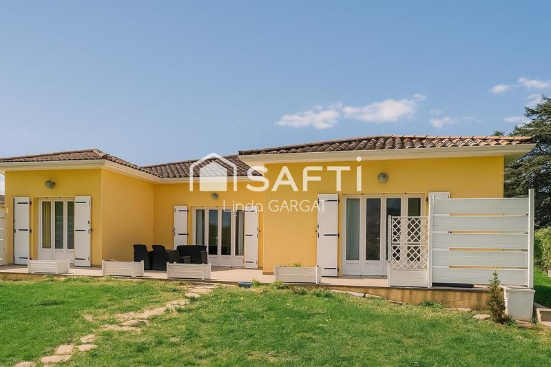 Maison - 160 m² - 5 pièces