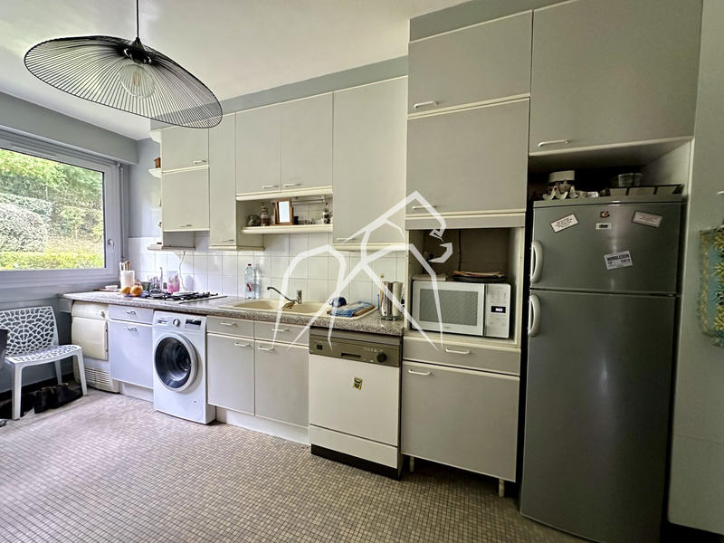 Appartement - 90 m² - 4 pièces