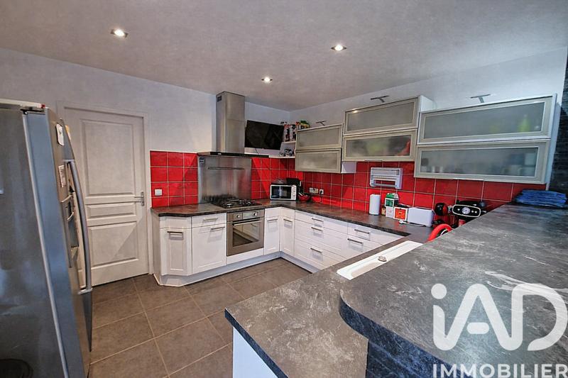 Maison - 160 m² - 8 pièces