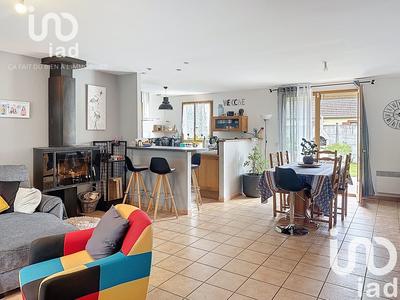 Maison - 106 m² - 6 pièces
