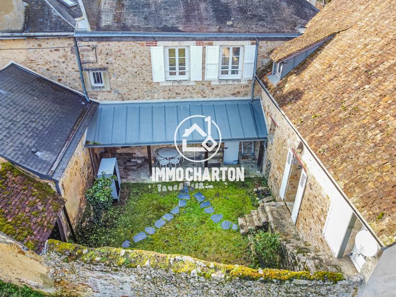 Maison ancienne - 220 m² - 8 pièces