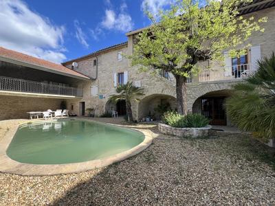 Maison de village - 285 m² - 12 pièces
