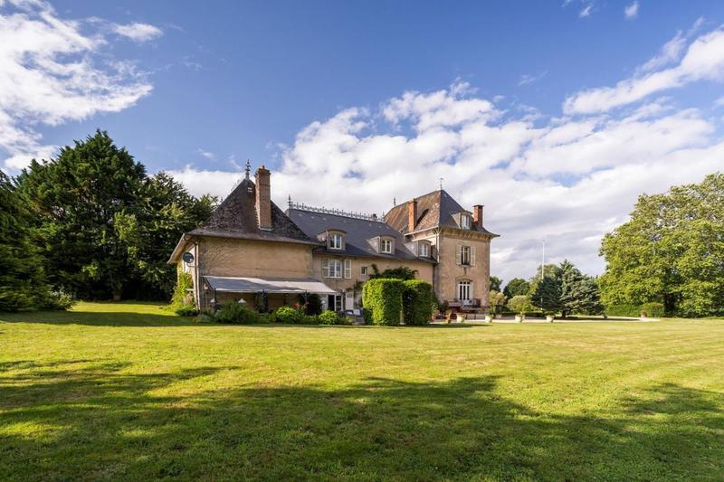 Demeure - 508 m² - 16 pièces