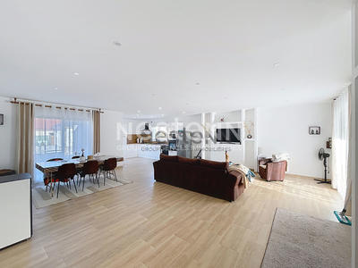 Maison - 120 m² - 4 pièces