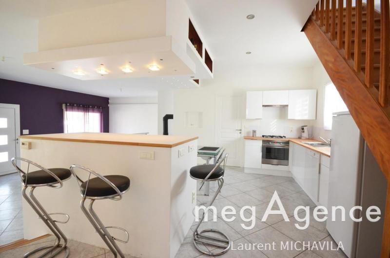 Maison - 98 m² - 4 pièces