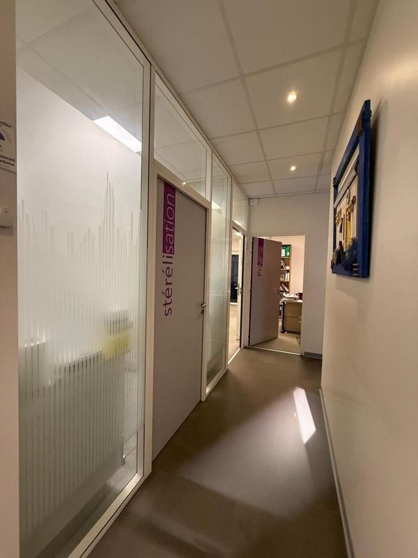 Bureau - 398 m² - 5 pièces