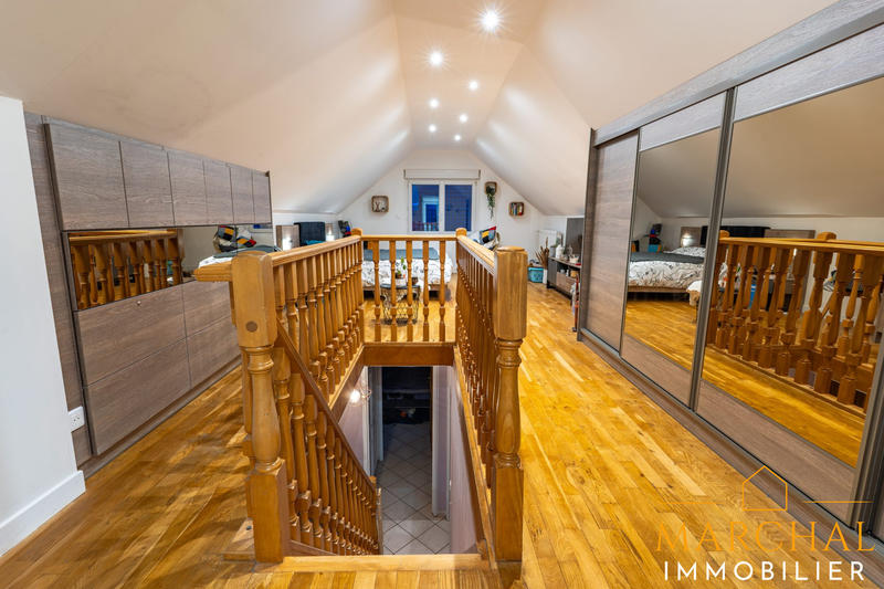 Maison - 137 m² - 5 pièces