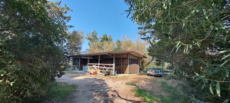 Propriété - 250 m² - 8 pièces