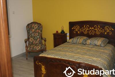 Chambre - 14 m² - 1 pièce