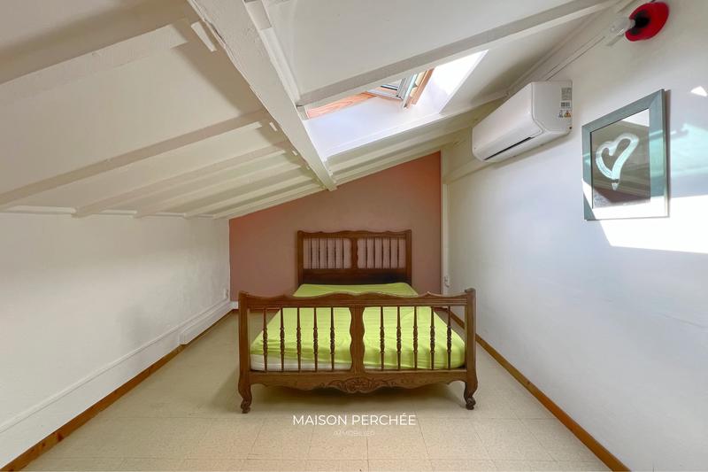Maison - 113 m² - 7 pièces