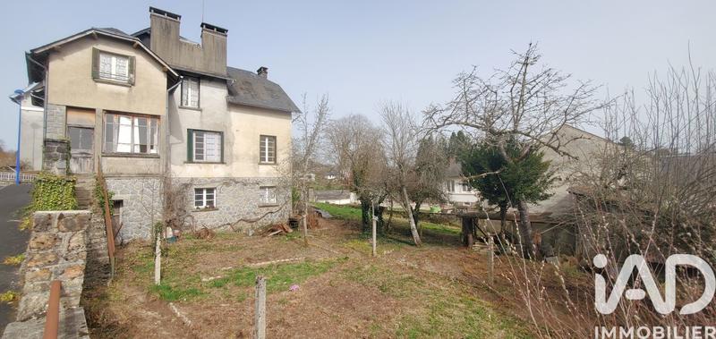 Maison - 210 m² - 9 pièces