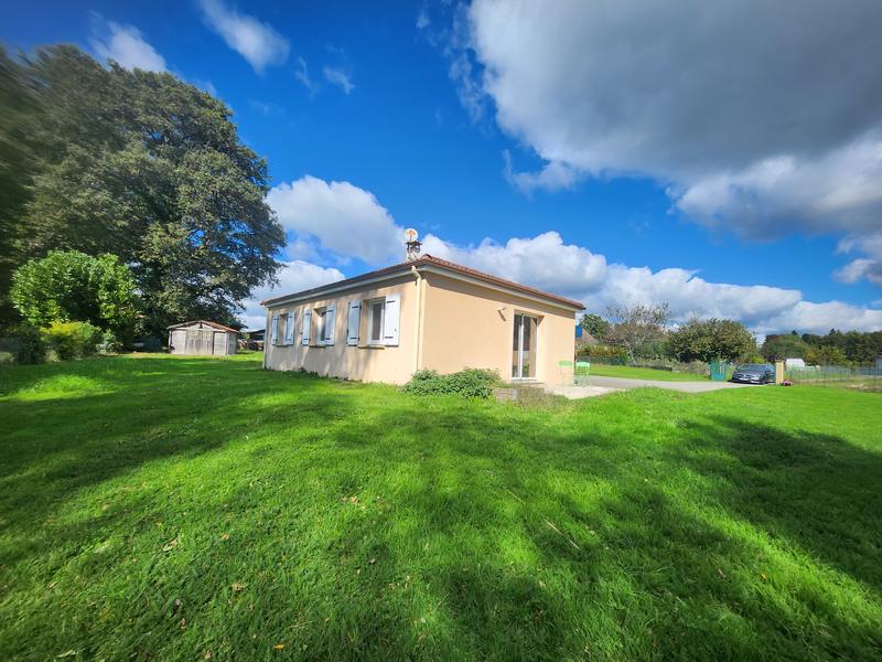 Maison - 90 m² - 5 pièces