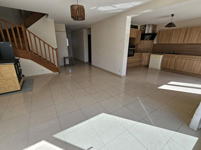 Maison - 116 m² - 6 pièces