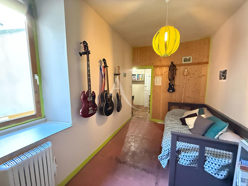 Maison - 93 m² - 4 pièces