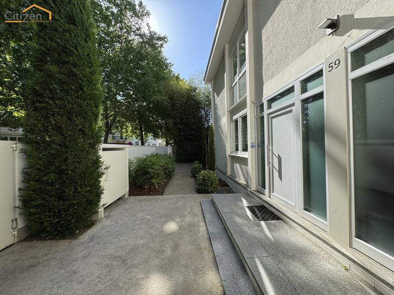 Villa - 212 m² - 6 pièces