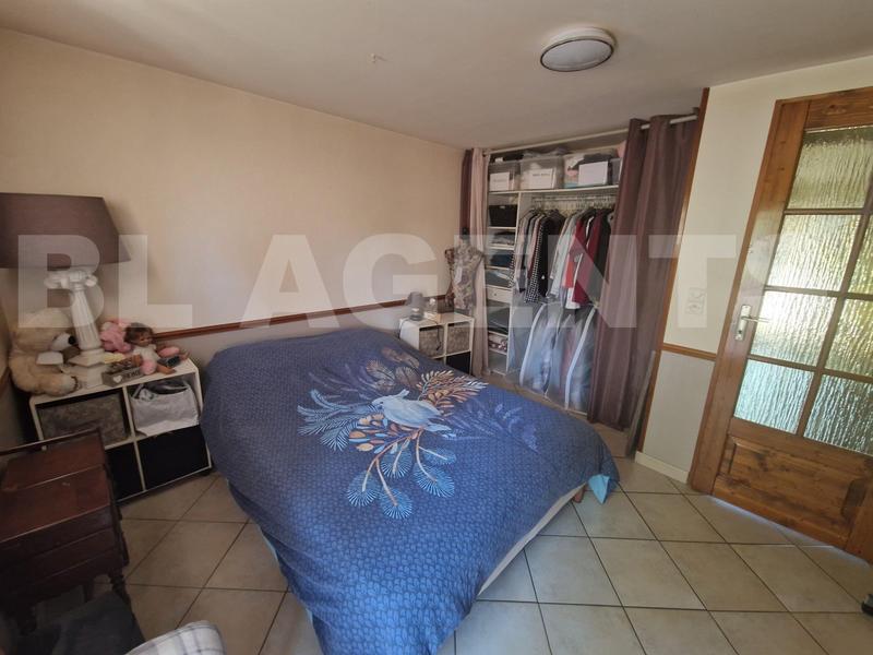 Pavillon - 175 m² - 10 pièces