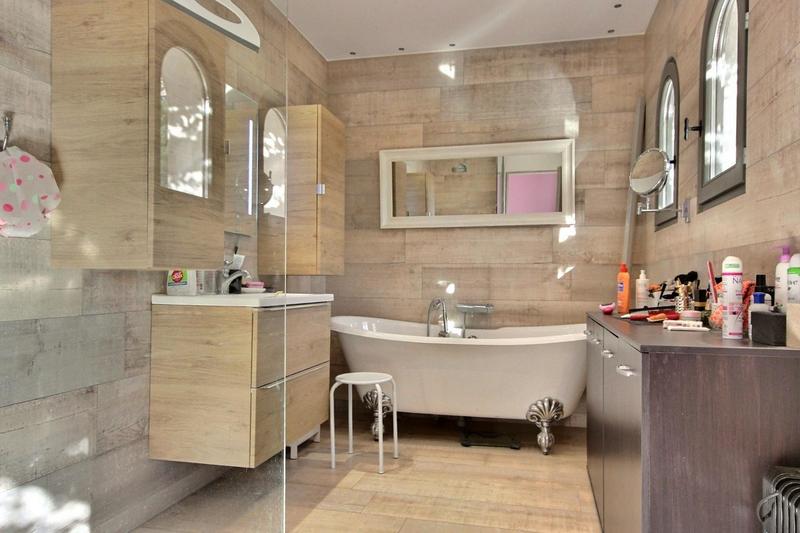 Villa - 188 m² - 6 pièces