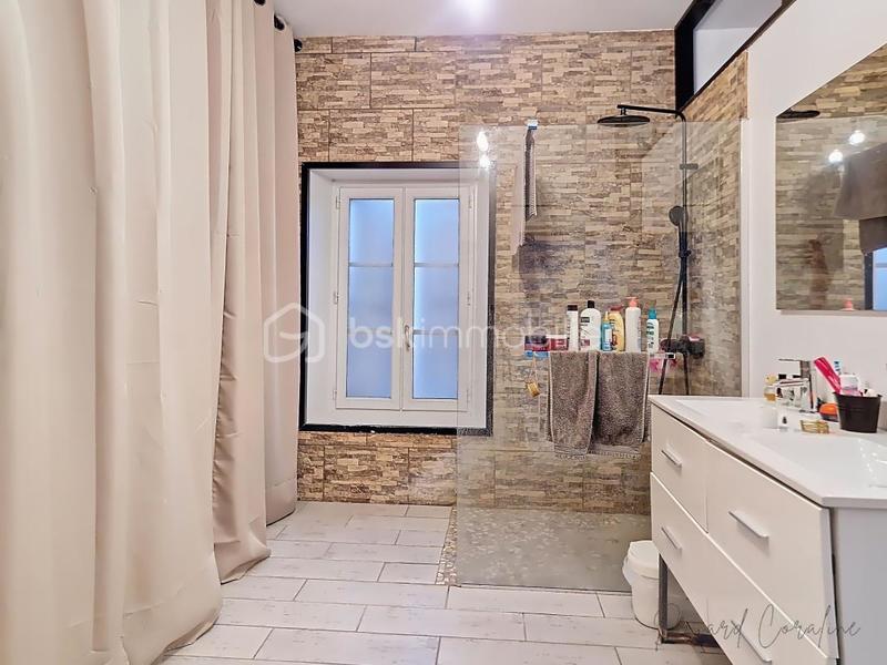 Maison - 145 m² - 5 pièces