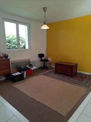 Maison traditionnelle - 133 m² - 12 pièces